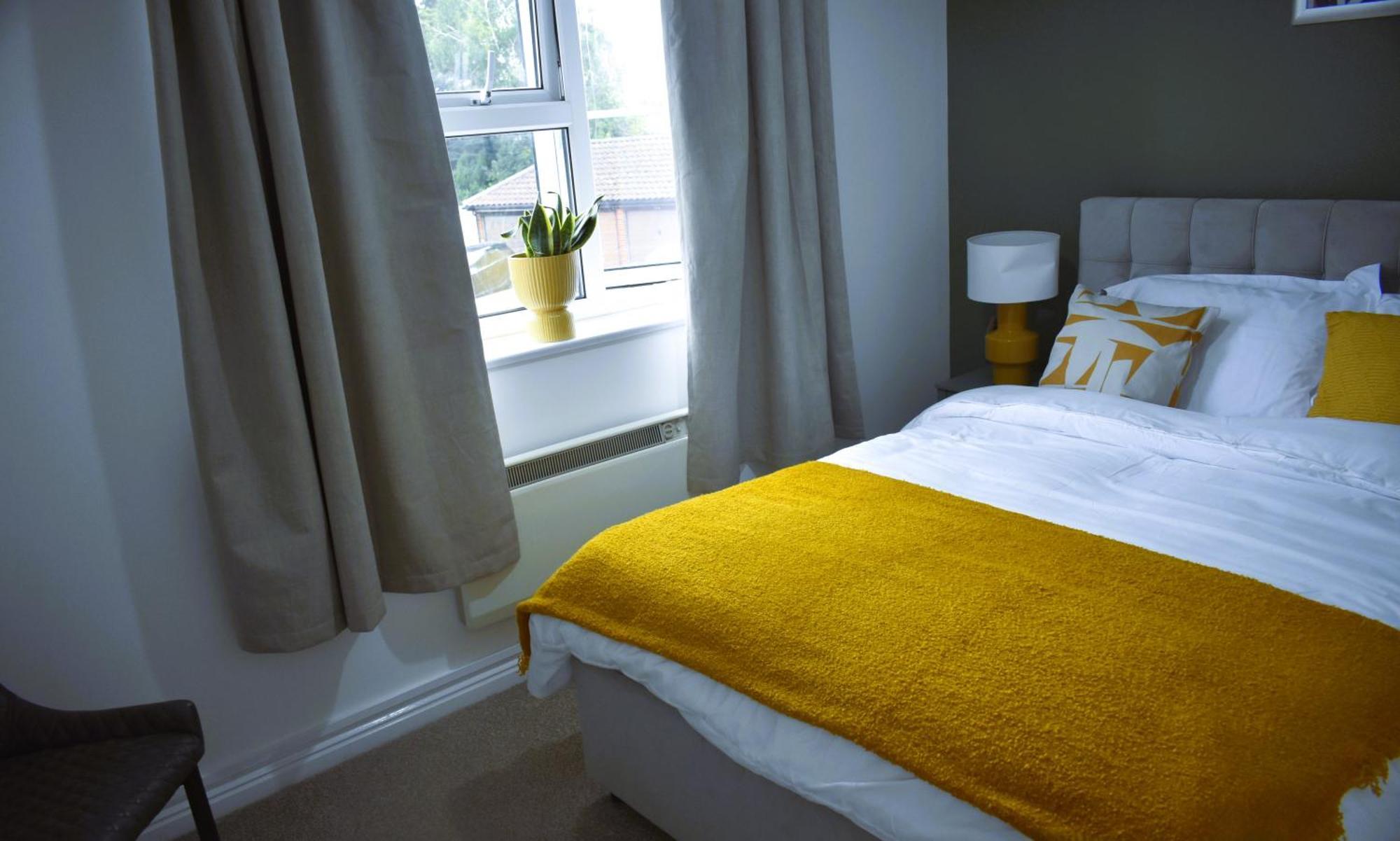 Luxury 2 Bed House With 3 Beds,3 Free Parking Lot In Dartford Near Town Centre, Adjacent Bus Stop, Train Station, Bluewater Mall, 25Mins To London City Airport,20 Miles From Central London Exteriör bild